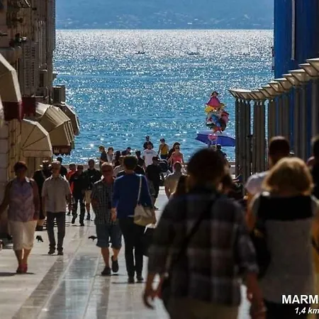 Stanic - Away From ! Appartement Split