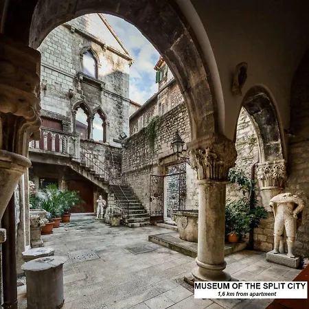 Stanic - Away From ! Διαμέρισμα *