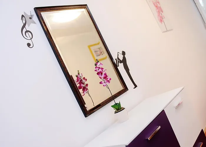 Stanic - Away From ! * Split